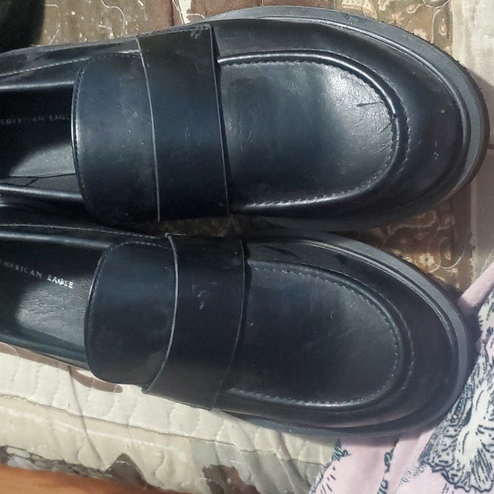 Loafer American eagle  fit big like 9